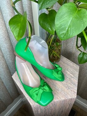 C.Paravano Green Bow-Accent Women’s Ballet Flats
